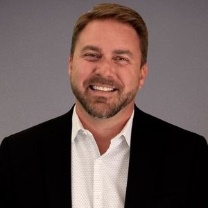 Meet your Posher, Larry